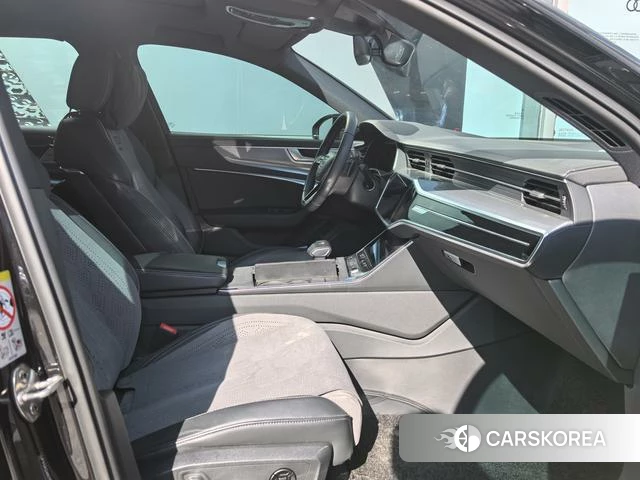 Audi A6L 2024 Черный из Китая
