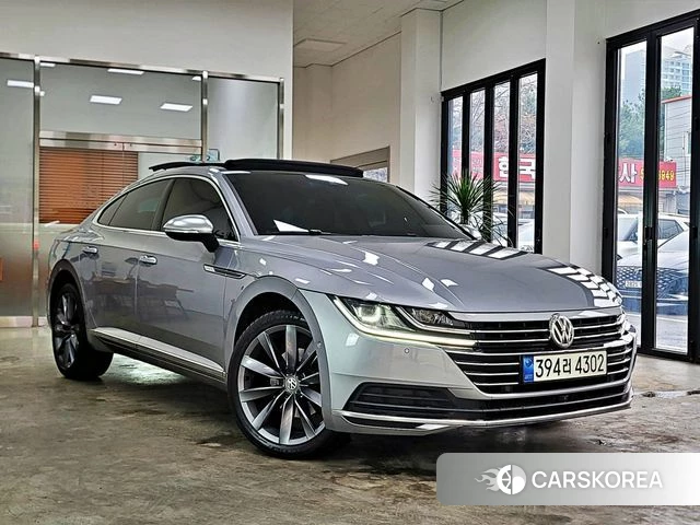 Volkswagen Arteon 2020 Серебристо-серый из Кореи