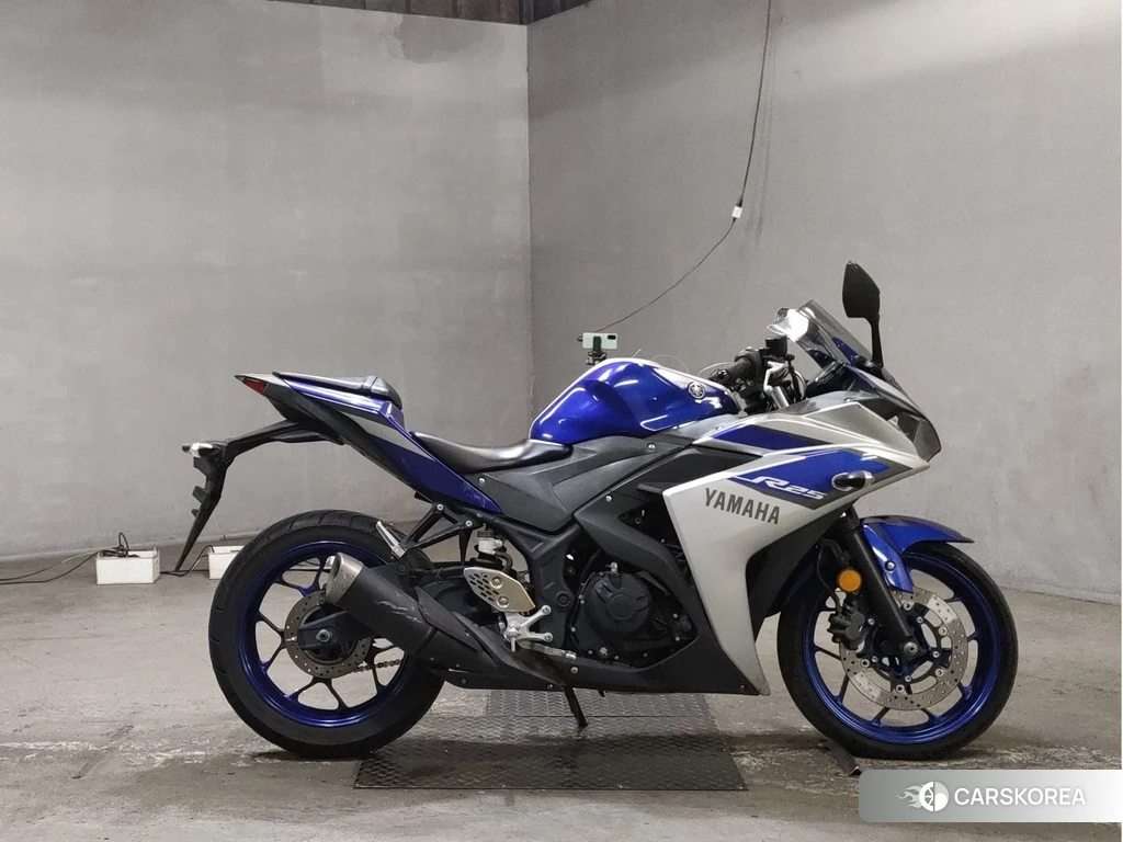 Проданный Yamaha YZF-R25 2015 из Японии, фото 2