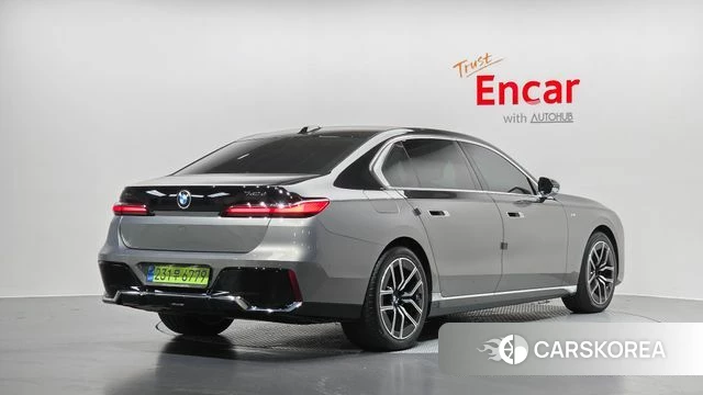BMW 7 Series (G70) 2025 Серый из Кореи