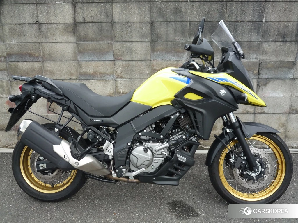 Проданный Suzuki V-STROM 650 XT 2022 из Японии, фото 2