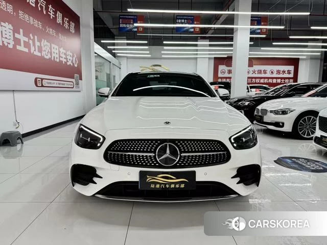 Mercedes-Benz E-class 2022 Белый из Китая