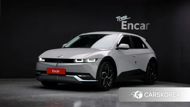 Hyundai Ionic 5 2023 Серебристо-серый из Кореи