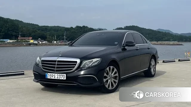 Mercedes-Benz E-Class W213 2018 Черный из Кореи