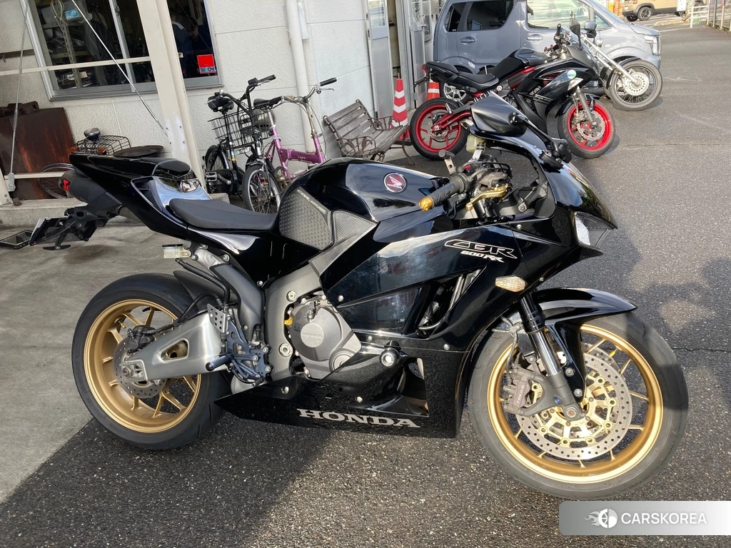 Проданный Honda CBR600RR 2015 из Японии