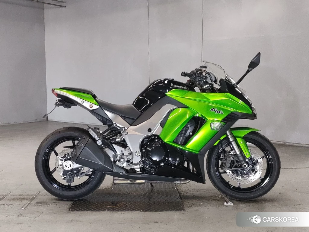 Проданный Kawasaki NINJA 1000 2011 из Японии
