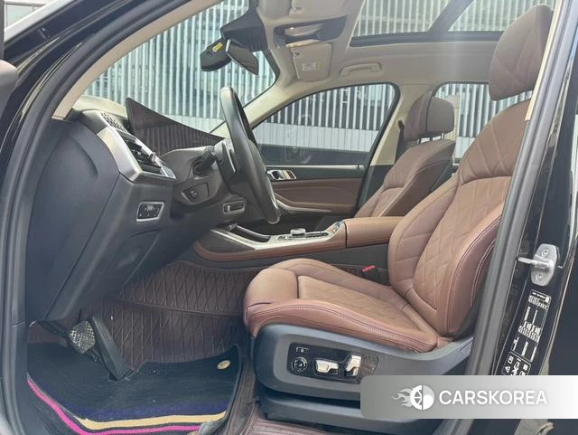 BMW X7 2021 Черный из Китая