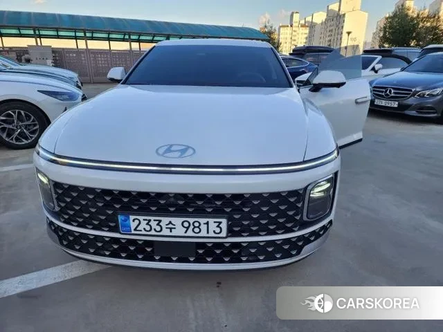 Hyundai Grandeur (GN7) 2023 Белый из Кореи