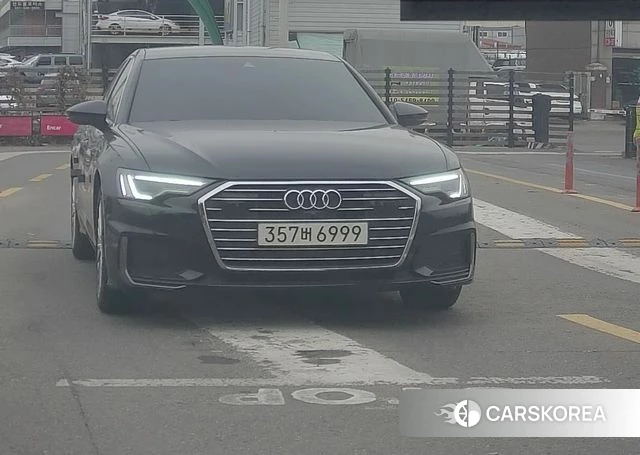 Audi A6 (C8) 2021 Синий из Кореи