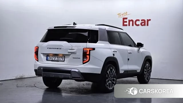 Ssangyong Torres 2023 Белый из Кореи