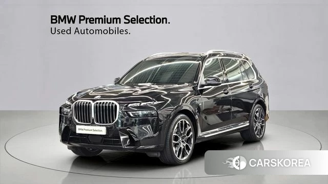 BMW X7 (G07) 2023 Черный из Кореи