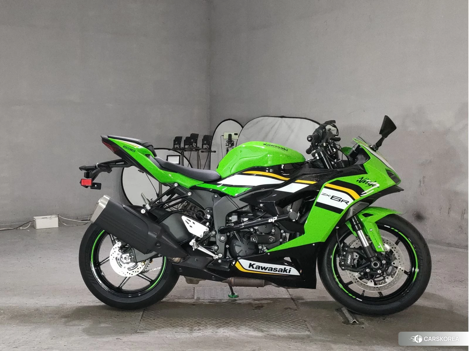 Kawasaki ZX-6R NINJA 2025 из Японии, фото 2