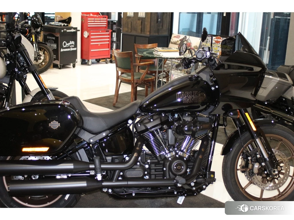 Проданный Harley-Davidson Softail Low Rider ST FXLRST1920 2023 из Японии, фото 2