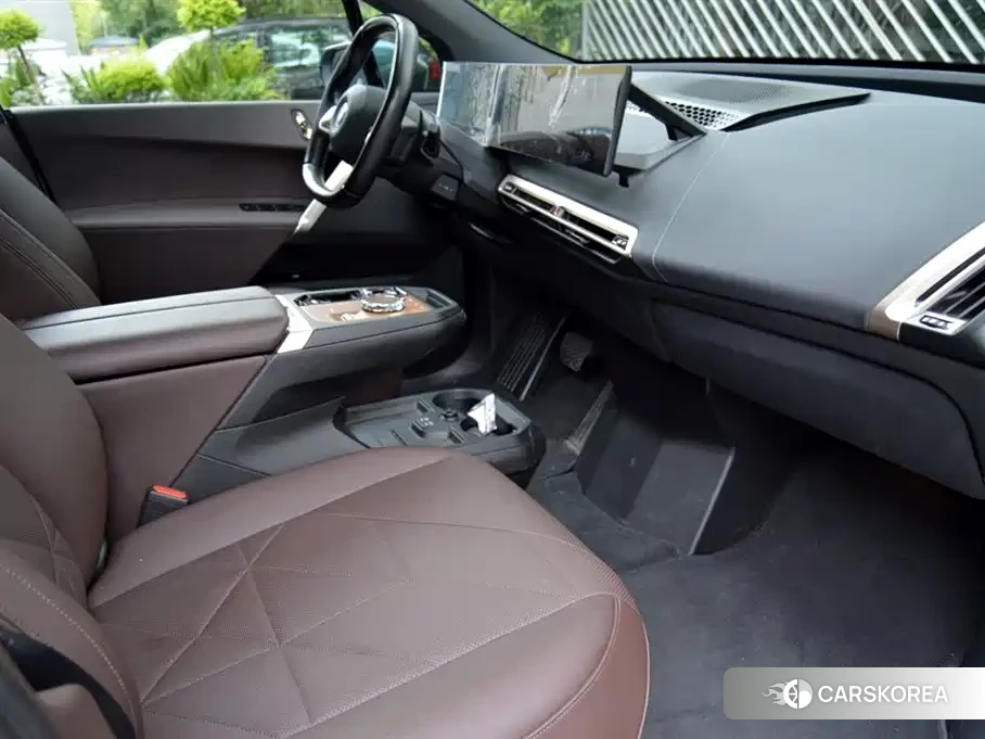 BMW iX 2023 Синий из Китая