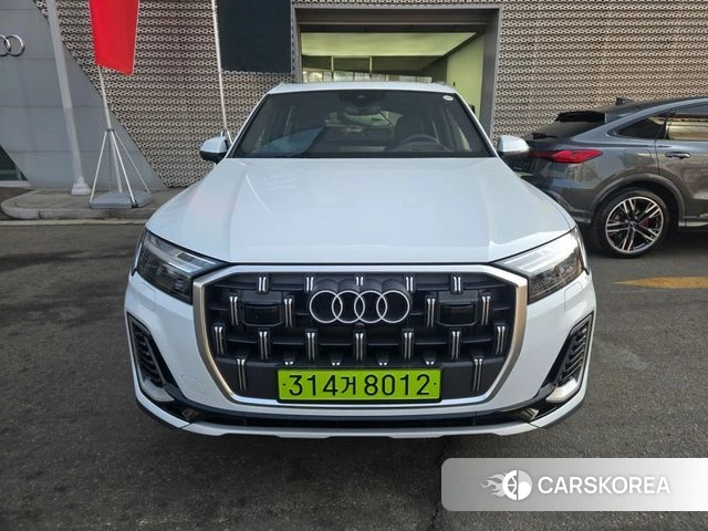 Audi Q7 (4M) 2025 Белый из Кореи