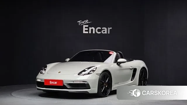 Porsche 718 Boxster 2022 Серебристо-серый из Кореи