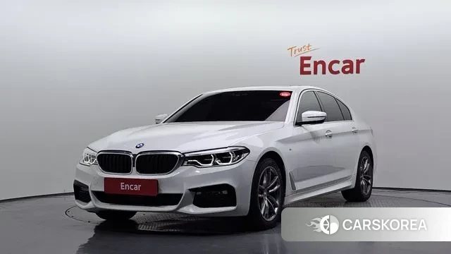BMW 5 Series (G30) 2018 Белый из Кореи