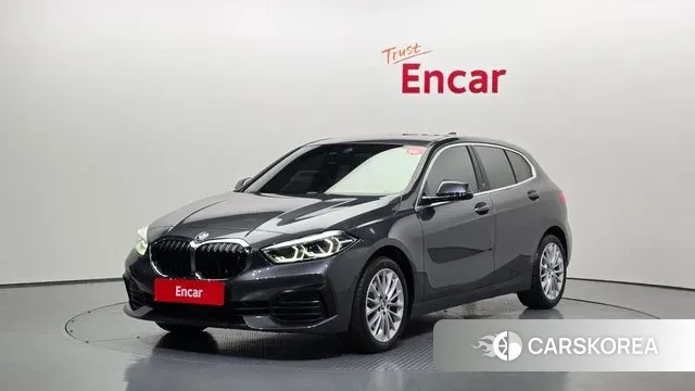 BMW 1 Series (F40) 2021 Серый из Кореи