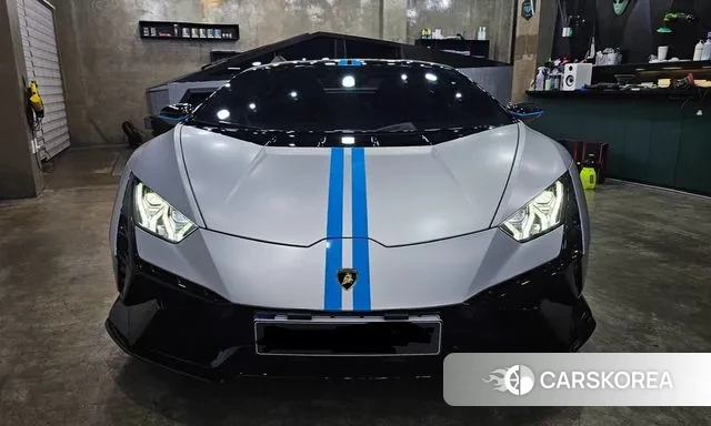 Lamborghini Huracan 2023 Серебряный из Кореи