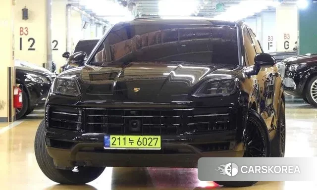 Porsche Cayenne (PO536) 2024 Черный из Кореи