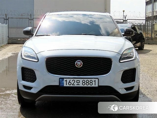 Jaguar E-PACE 2018 Белый из Кореи