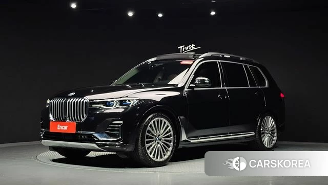 BMW X7 (G07) 2021 Черный из Кореи
