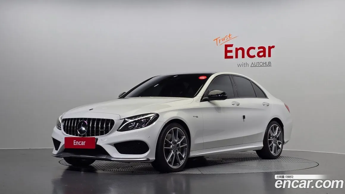 Mercedes-Benz C-Class W205 2018 Белый из Кореи