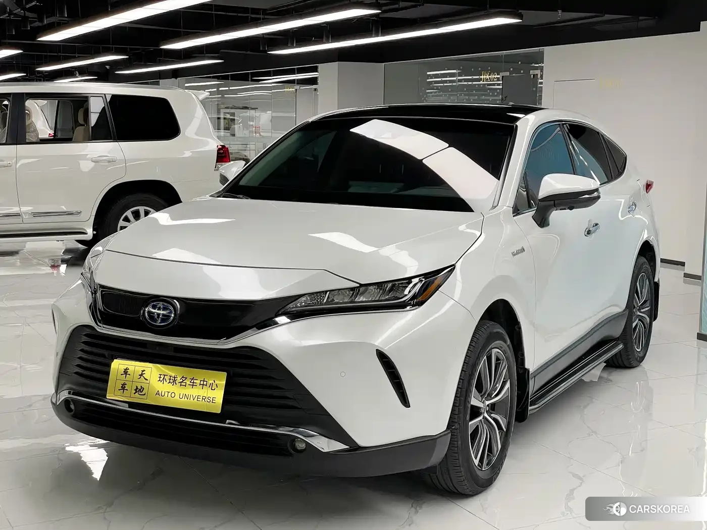 Toyota Harrier 2024 Белый из Китая