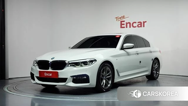 BMW 5 Series (G30) 2018 Белый из Кореи