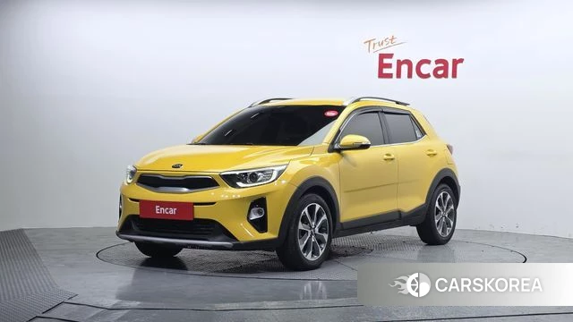 Kia Stonic 2018 Желтый из Кореи
