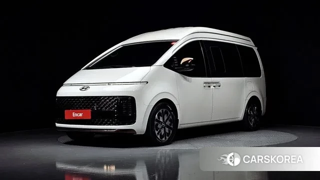Hyundai Staria 2022 Белый из Кореи
