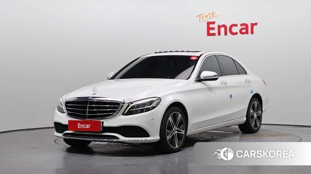 Mercedes-Benz C-Class W205 2019 Белый из Кореи