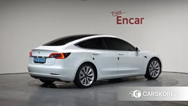 Tesla Model 3 2020 Белый из Кореи