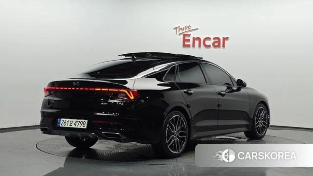 Kia K5 3rd generation 2021 Белый из Кореи