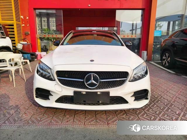 Mercedes-Benz Class C 2021 Белый из Китая
