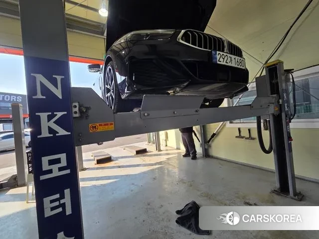 BMW 8 Series (G15) 2021 Черный из Кореи