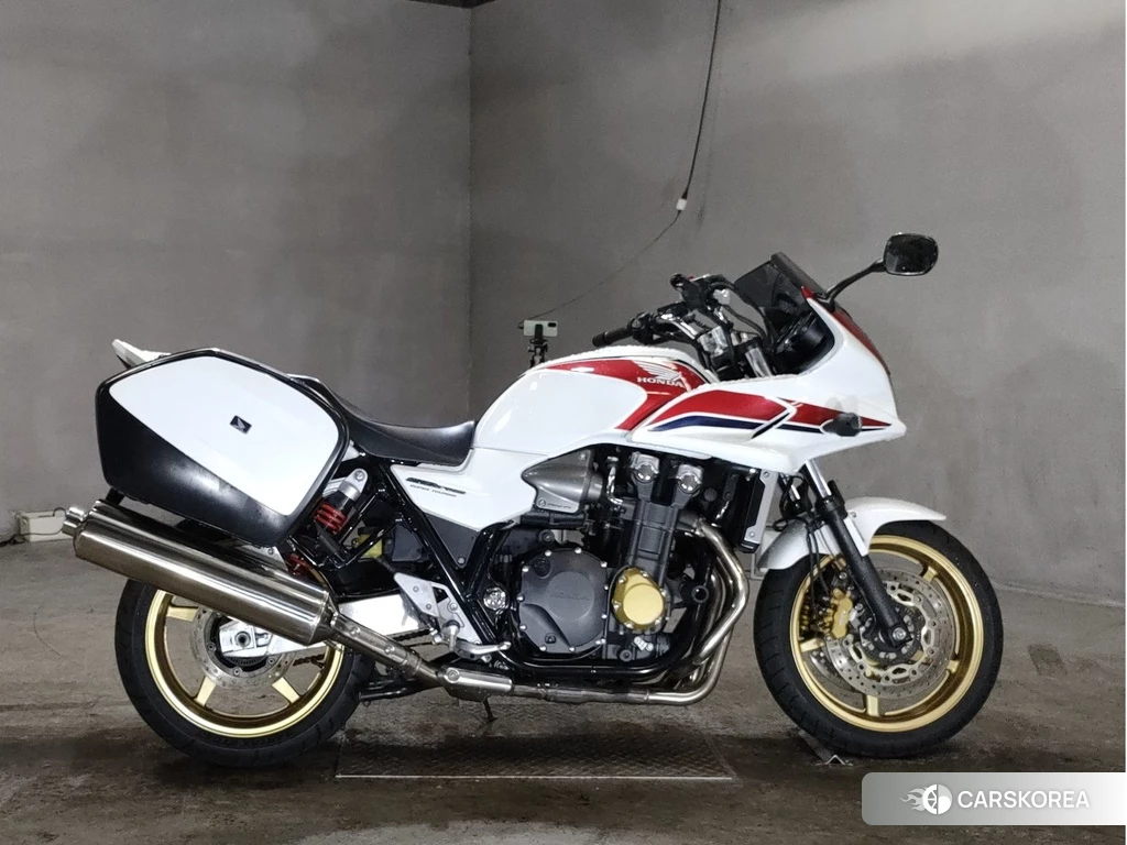 Проданный Honda CB1300ST 2012 из Японии, фото 2