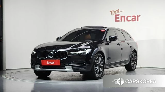 Volvo V90 Cross-Country 2019 Черный из Кореи