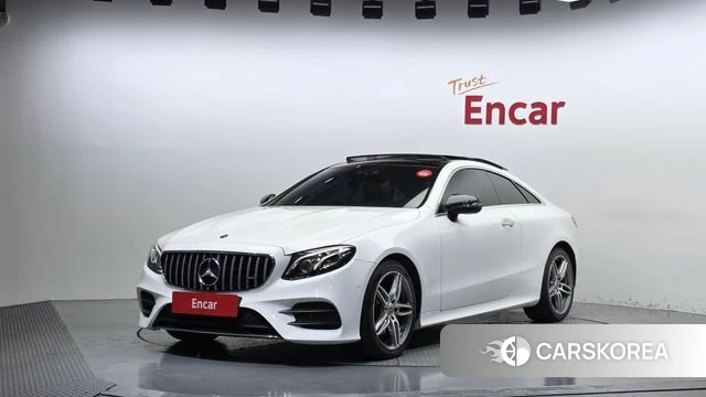 Mercedes-Benz E-Class W213 2019 Белый из Кореи