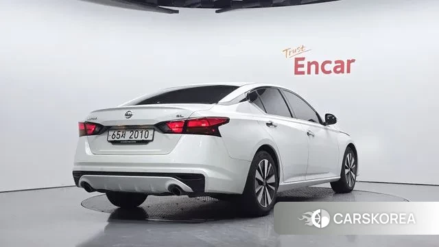 Nissan Altima (L34) 2019 Белый из Кореи