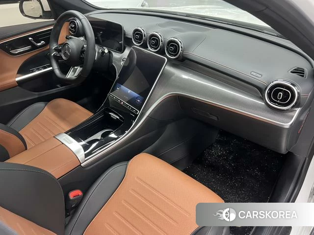 Mercedes-Benz Class C 2023 Белый из Китая