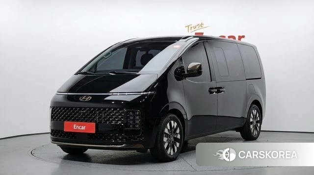 Hyundai Staria 2023 Черный из Кореи