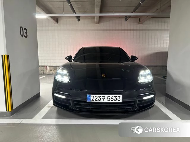 Porsche Panamera (971) 2018 Черный из Кореи