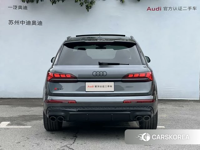 Audi SQ7 2024 Темно-серый из Китая