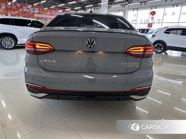 Volkswagen Lavida 2022 Темно-серый из Китая