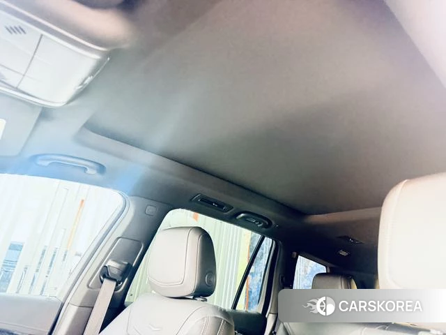 Cadillac XT6 2023 Черный из Китая