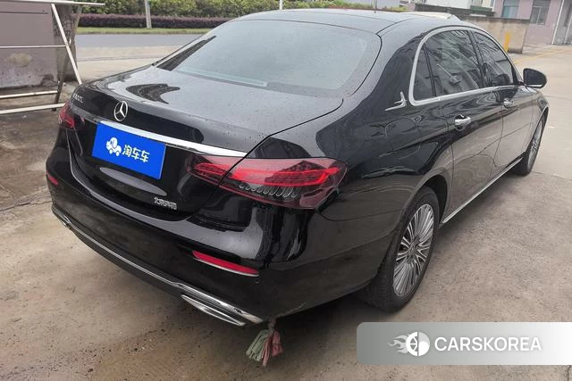 Mercedes-Benz E-class 2022 Черный из Китая