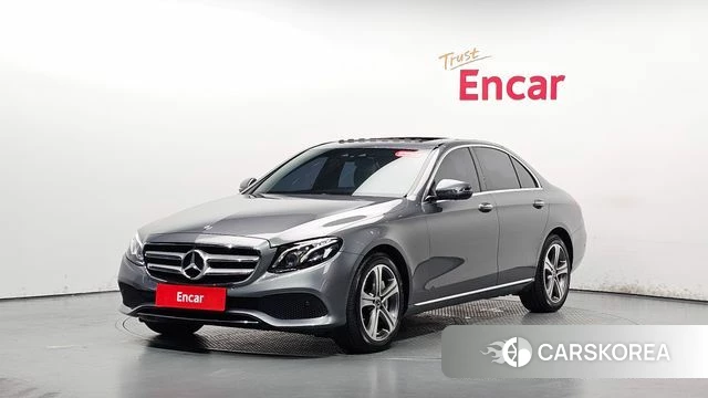 Mercedes-Benz E-Class W213 2018 Серый из Кореи