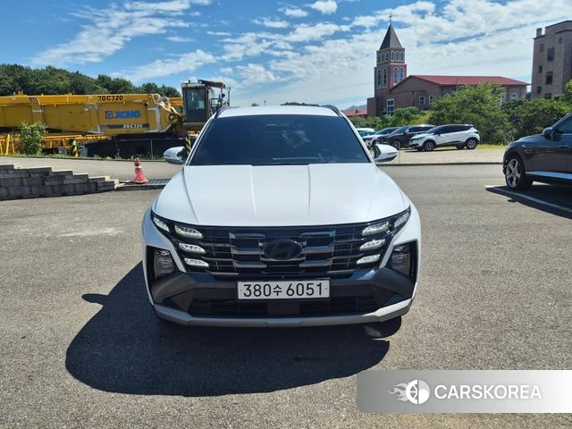 Hyundai The New Tucson Hybrid (NX4) 2025 Белый из Кореи