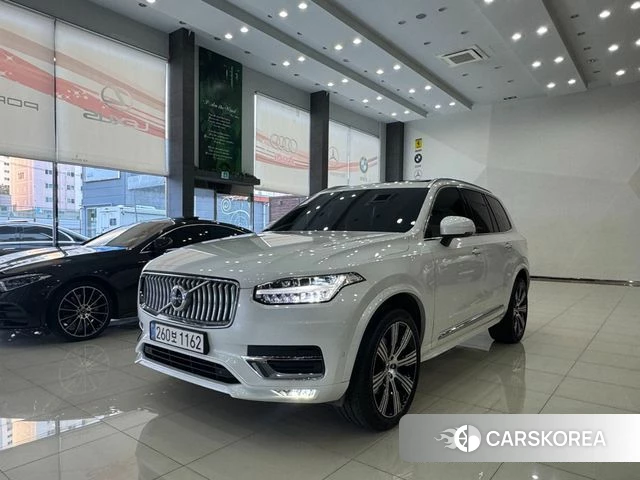 Volvo XC90 second Generation 2022 Белый из Кореи